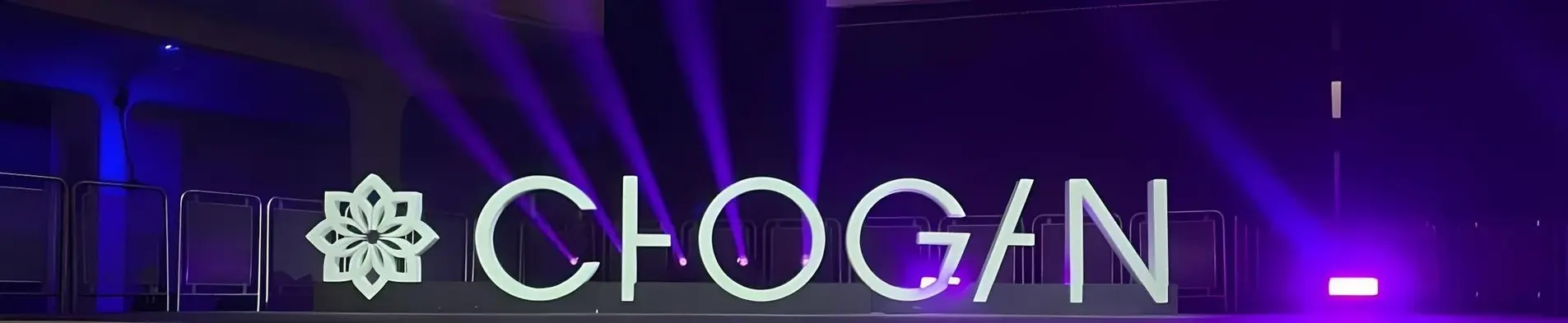 Als Chogan Berater mit Networkmarketing Erfahrungen online Geld verdienen. Top eCommerce MLM Business, mit Parfum passives Einkommen. Chogan ist ein aufstrebendes Unternehmen im Bereich des Duft und Kosmetikvertriebs, das durch sein Geschäftsmodell des Multilevelmarketings MLM zahlreiche Menschen anspricht, die nebenberuflich oder im Hauptberuf tätig werden möchten. Der Chogan Vertrieb bietet die Möglichkeit, als Chogan Berater oder Beraterin einzusteigen. Viele Berater teilen ihre Chogan Erfahrungen online und geben Einblicke in ihre Tätigkeit. Ein zentraler Punkt für Interessenten ist die Frage: "Was ist Chogan?" und "Was ist Chogan Parfum?" Chogan ist ein Unternehmen, das eine breite Palette von Produkten anbietet, darunter Parfums, Hautpflege, Kosmetik und Nahrungsergänzungsmittel. Die Düfte von Chogan sind bekannt für ihre hohe Qualität. Die Chogan Produkte können über die offizielle Website sowie über Chogan Partner und Vertriebspartner gekauft werden. Diese Partner sind oft in einem Netzwerk von Beratern eingebunden, die auch als Chogan Network bekannt sind. Die Chogan Berater finden ihre Tätigkeit oft im Bereich des Chogan Direktvertriebs oder im Network Marketing. Für viele ist dies eine Gelegenheit, nebenberuflich tätig zu sein und ein zusätzliches Einkommen zu generieren. Durch die Möglichkeit, von zu Hause aus zu arbeiten und mit Chogan Geld zu verdienen, schaffen sich viele ein passives Einkommen und arbeiten nebenbei in einem Nebenjob. Die Chogan Registrierung ist der erste Schritt, um Chogan Berater oder Chogan Beraterin zu werden. Chogan bietet verschiedene Möglichkeiten wie den Chogan Duftkoffer an, um die Produkte effektiv zu vermarkten. Durch Duftberatung und fundierte Kenntnisse als Duftexperte können Berater ihre Kunden optimal beraten. Die Frage: Ist Chogan seriös? Die Erfahrungen vieler Berater und die transparente Struktur des Unternehmens deuten darauf hin, dass Chogan eine seriöse Möglichkeit für den Einstieg in den E-Commerce und das E-Business bietet. Chogan ermöglicht es seinen Partnern, in Deutschland, der Schweiz und international tätig zu werden, und bietet Chancen für eine nachhaltige Chogan Karriere. Das gesamte Chogan Business bieten eine solide Basis für den Vertrieb und das Wachstum in der Kosmetikbranche. Mit Chogan Geld verdienen und sich selbstständig machen, ist für viele ein attraktives Ziel. Der Chogan Verdienst kann durch den Verkauf von Chogan Produkten und den Aufbau eines eigenen Netzwerks erheblich gesteigert werden. Interessenten können sich über die Chogan offizielle Website informieren und direkt mit der Chogan Registrierung beginnen. Zusammenfassend lässt sich sagen, dass Chogan eine spannende Möglichkeit für diejenigen bietet, die in den Bereichen Duftmarketing, Naturkosmetik Vertrieb und Network Marketing tätig werden möchten. Die vielfältigen Produkte, von Chogan Parfüms bis hin zu Nahrungsergänzungsmitteln, und die Unterstützung durch das Unternehmen, machen Chogan zu einer interessanten Wahl für den Einstieg in ein eigenes Geschäft.